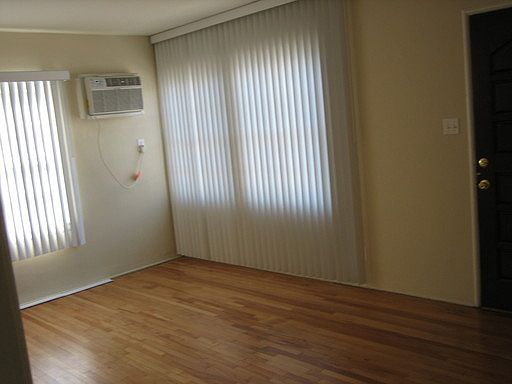 2nd image of 16821 Sherman Way