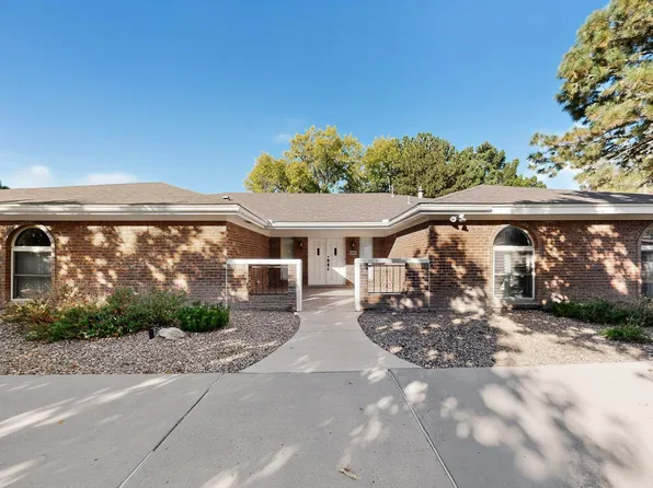 5601 Dogwood Trl NE, Albuquerque, NM 87109