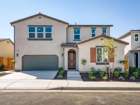 2895 E Veranda Dr, Fresno, CA 93730