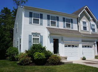 211 Tryens Dr, Mays Landing, NJ 08330