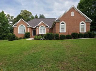 104 Golden Oak Dr, Macon, GA 31216
