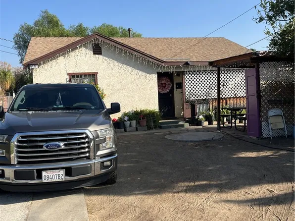 9197 Olive St, Fontana, CA 92335