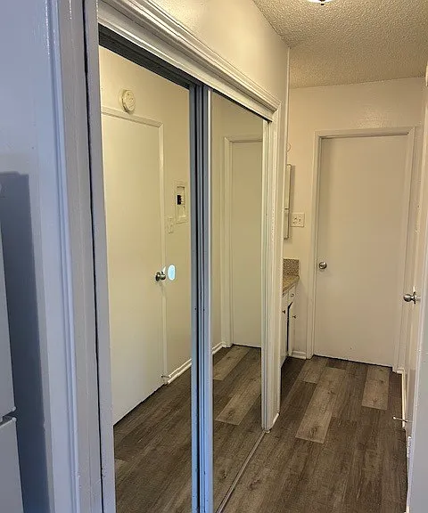 Kensington Apartments — Photo 9
