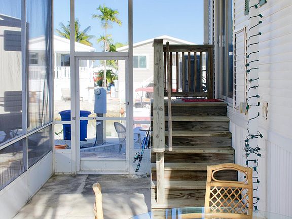 5th image of 701 Spanish Main Dr #431
