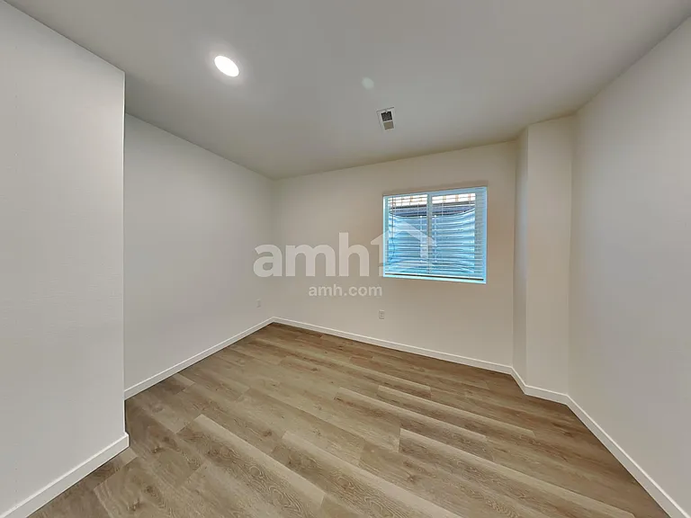 26199 E Calhoun Cir — Photo 20
