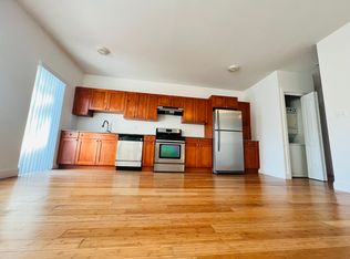 7940 Tatum Waterway Dr #21, Miami Beach, FL 33141