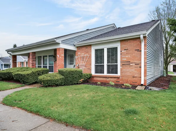 7225 Oxford Cir, Fox Lake, IL 60020