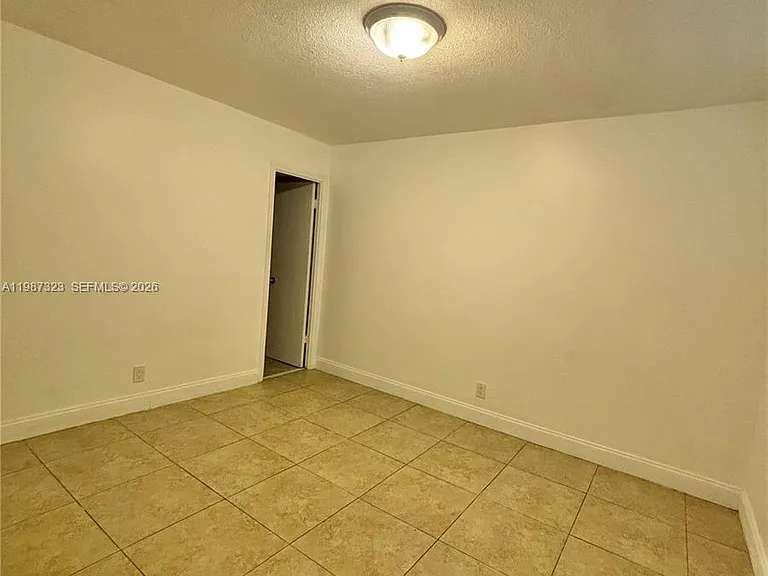 550 SW 2nd Ave #1210 — Photo 12