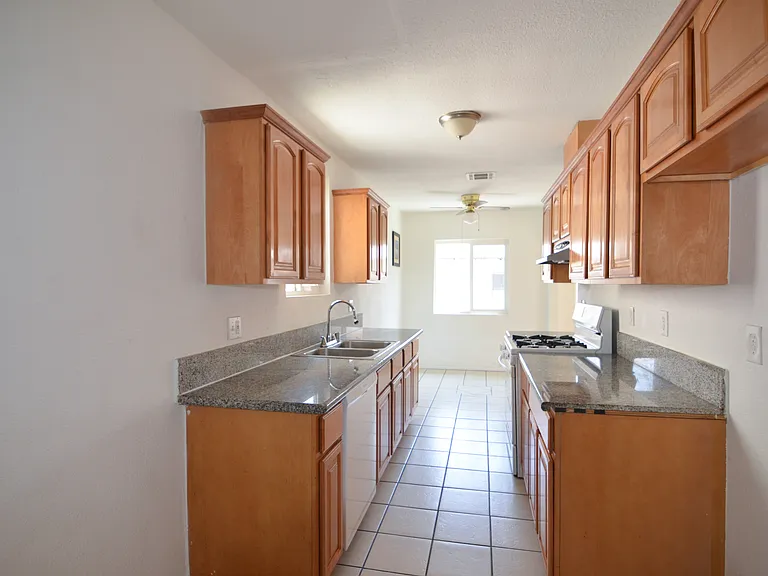 10906 Columbus Ave #1 — Photo 7