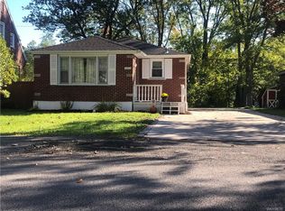 3463 Sandy Beach Rd, Grand Island, NY 14072