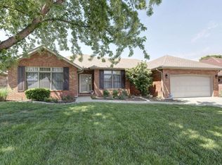 3609 W Roxbury St, Springfield, MO 65807