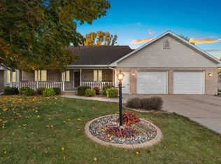 2238 Hopf Ln, De Pere, WI 54115