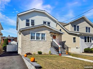 19 Rutherford Pl, North Arlington, NJ 07031
