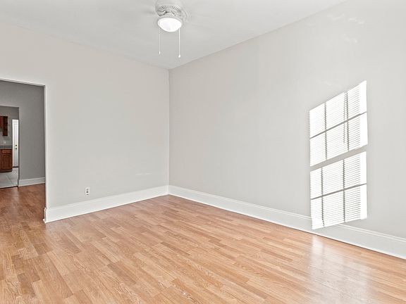 4th image of 2003 E Ontario St #1
