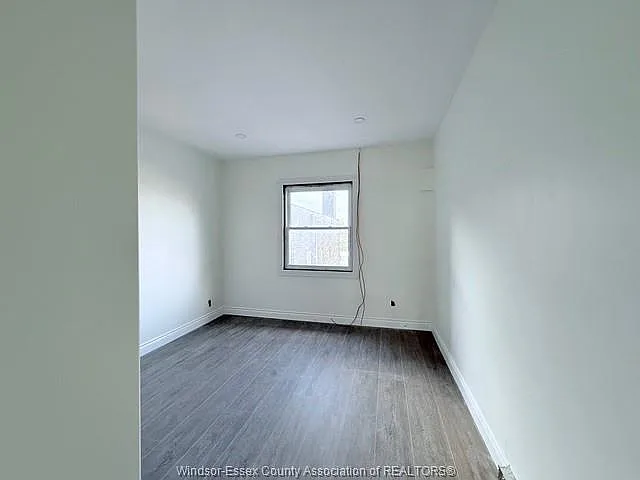 691 Ouellette Ave #6 — Photo 8
