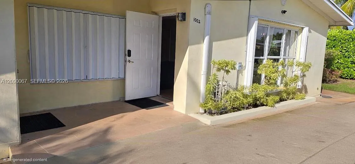 Lantana Heights 5 — Photo 2