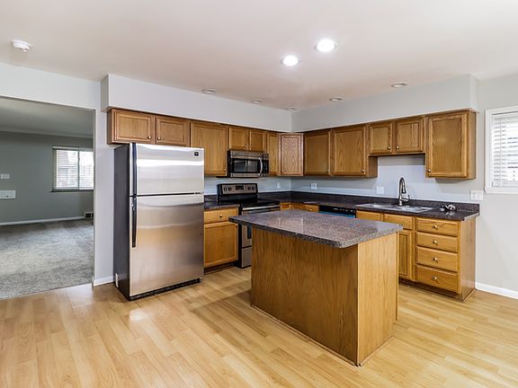 4th image of 5633 Green Acres Ct