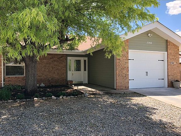 3rd image of 2366 Mesa Ln