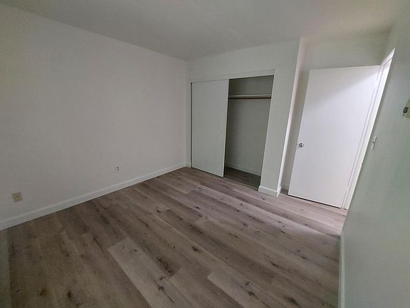 3rd image of 1240 W Washington Ave #9