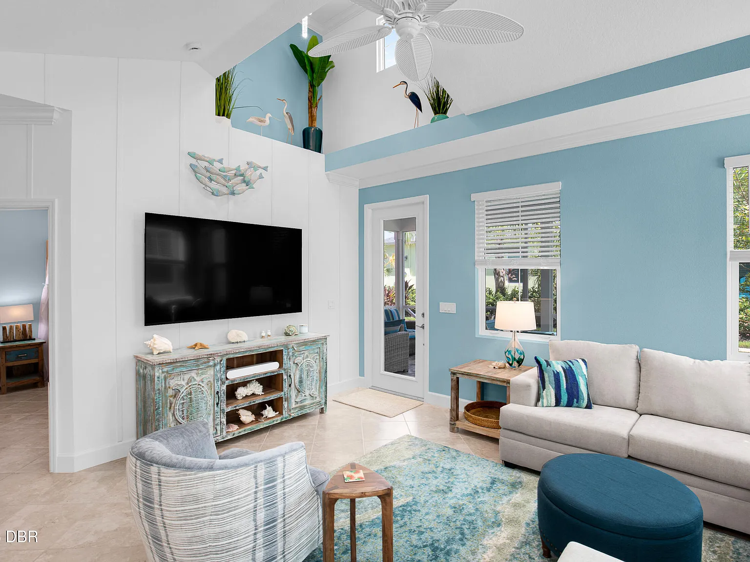 2 bed, 2.0 bath, 1160 sqft, $2,900 — Photo 3