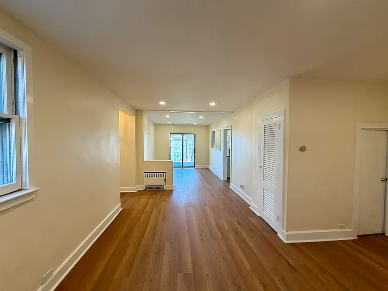 116 Alexander Ave #1 — Photo 3
