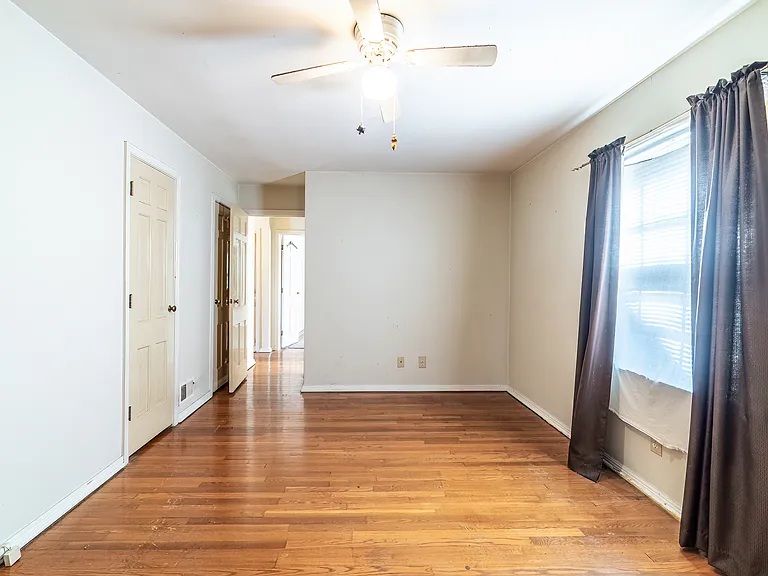 4401 Fairfield Ave #2 — Photo 11