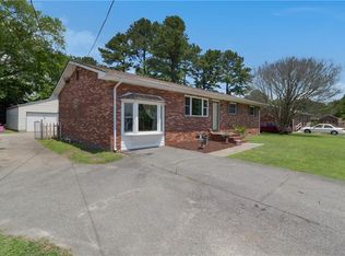 1432 Redwood Ct, Suffolk, VA 23434