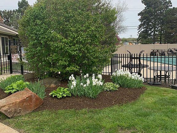 4th image of 30251 Summit Dr #11-251