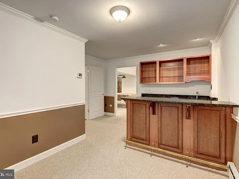 929 Woburn Ct — Photo 28