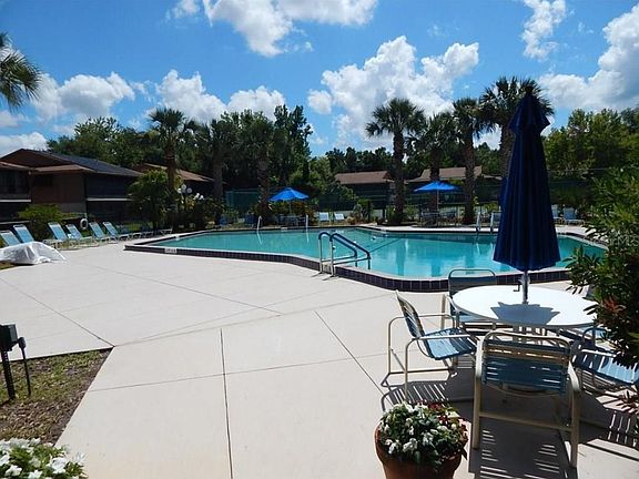 5th image of 180 Magnolia Woods Ct APT 12B