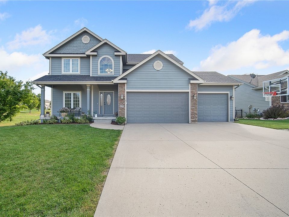 1st image of 4119 NE Briarwood Dr