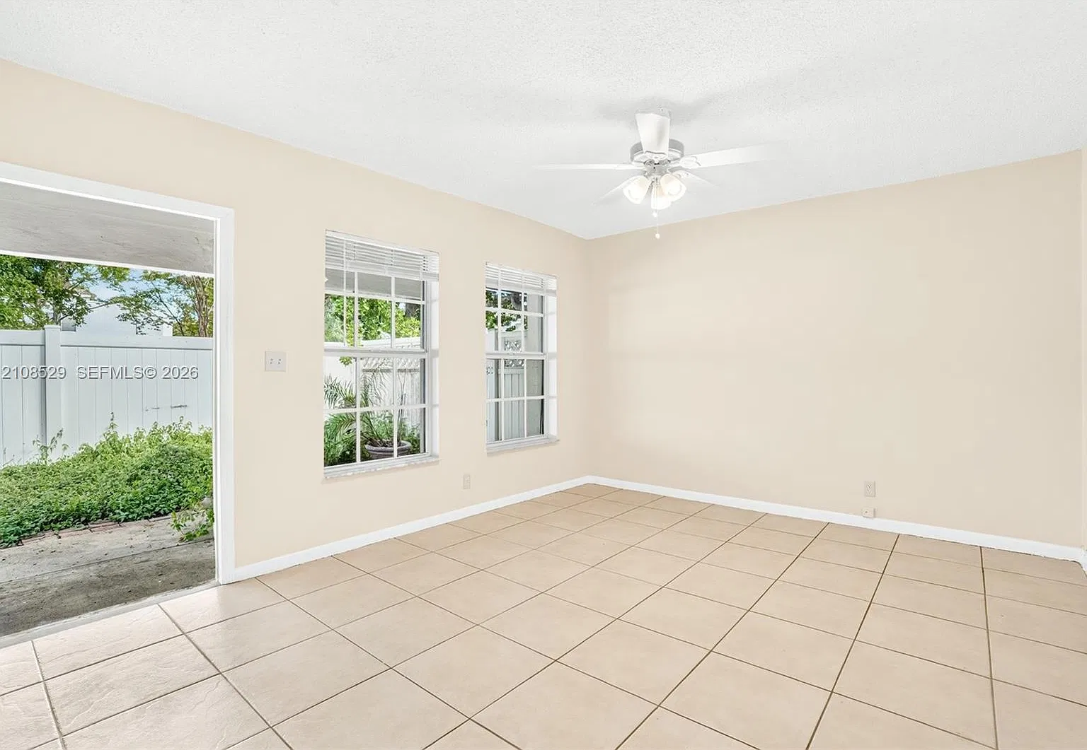 1 bed, 1.0 bath, $1,950 — Photo 3