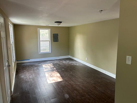 4th image of 3309 W Linda Ln