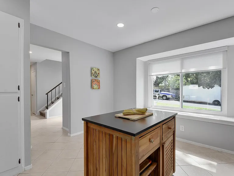 7902 Keneshaw Dr — Photo 15