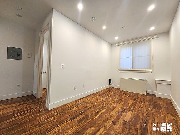 2nd image of 695 Jefferson Ave #1F