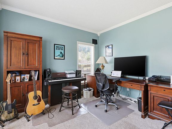 3rd image of 9105 Willow Valley Ct