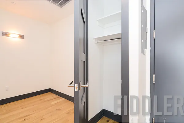 Rented by The KCI Group | media 33