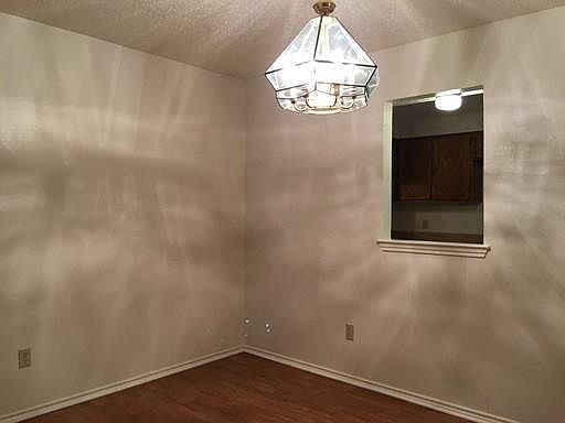 5th image of 501 Augustine Dr