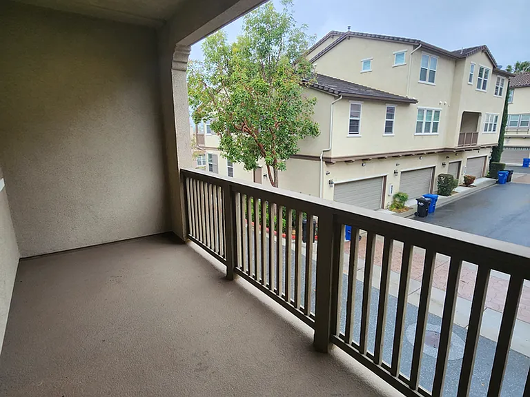 902 N Botanica Ln #D — Photo 13