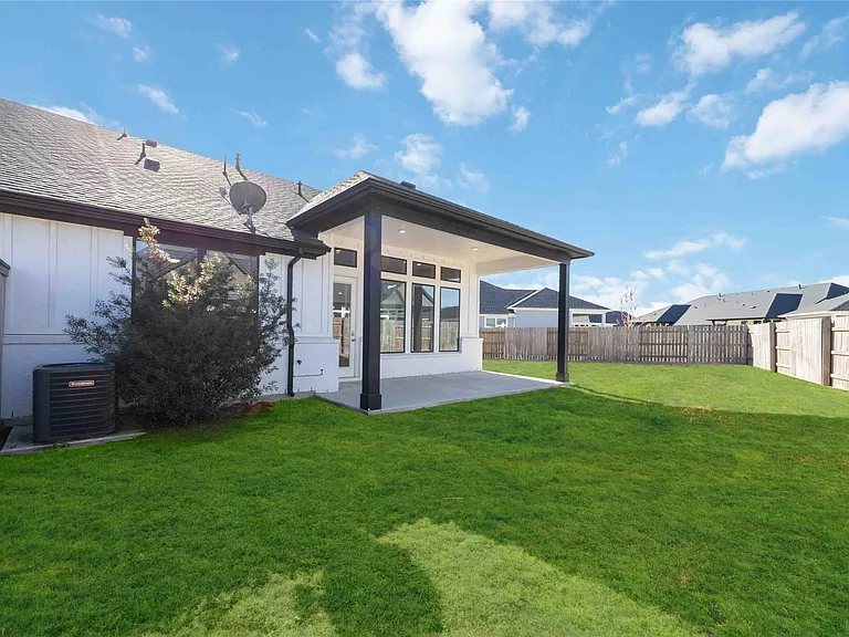 6306 Loquat Grove Ct — Photo 28
