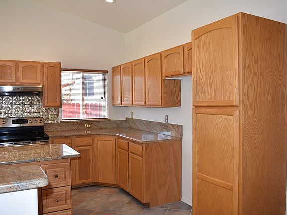 5th image of 5503 Aspen Dr