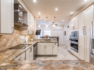 207 Via Perignon #2-1, Naples, FL 34119