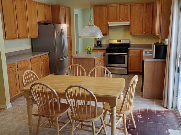 2nd image of 14085 Maplewood Ct