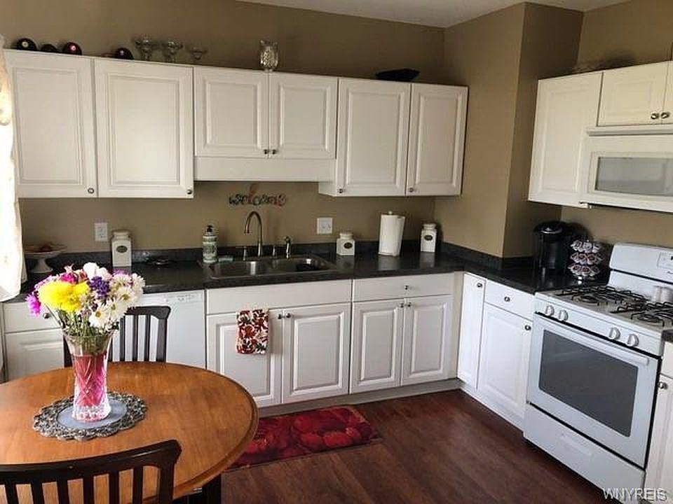 1st image of 158 California Dr #B
