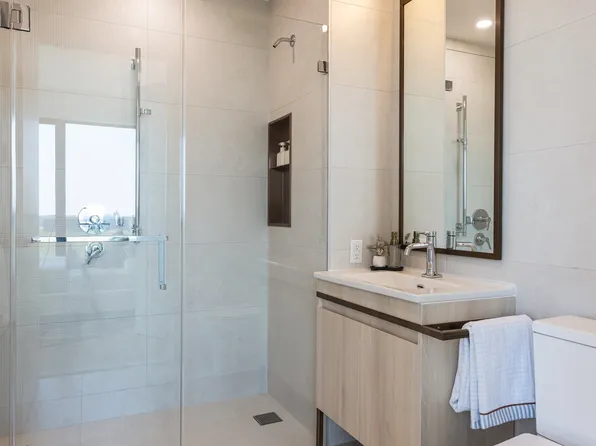 240 Willoughby Street image 9 of 30