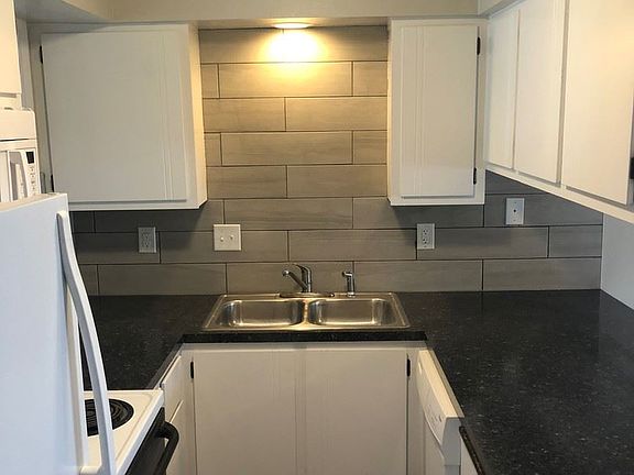 2nd image of 427 W Bellwood Dr APT 9
