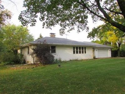 571 County Road G, Neenah, WI, 54956