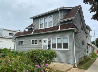 3278 S 9th St, Milwaukee, WI 53215