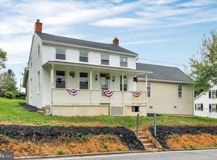 764 Edgegrove Rd, Hanover, PA 17331