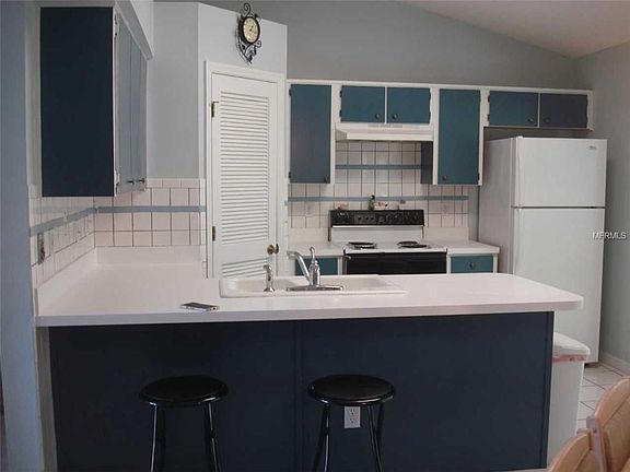 4th image of 1837 Providence Blvd